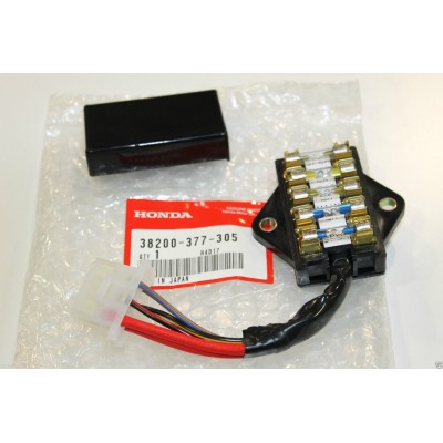HONDA PORTAFUSIBILE COMPLETO PER CB400 FOUR-CB500T-CB750F 38200-377-305 | Mamoto Ricambi