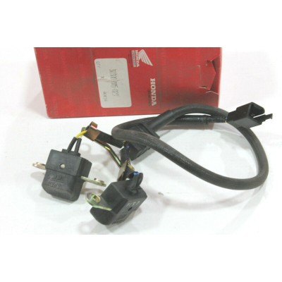 HONDA GENERATORE D'IMPULSI PER CBR1000F 87-88 30300-MM5-023 30300-MM5-003 | Mamoto Ricambi