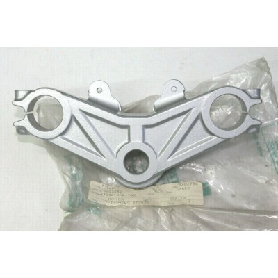 HONDA PIASTRA SUPERIORE STERZO PER NS125F 53230-KR1-760 | Mamoto Ricambi