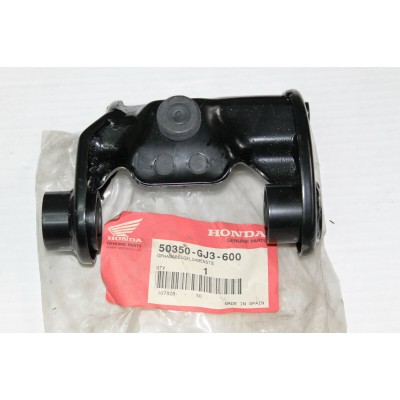 HONDA STAFFA SUPPORTO MOTORE PER SH50 SEVEN FIFTY 84-93 50350-GJ3-600 | Mamoto Ricambi