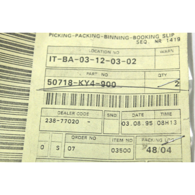 HONDA PIASTRA ARRESTO PEDANA POGGIAPIEDI POSTERIORE NSR125F-R 50718-KY4-900 | Mamoto Ricambi
