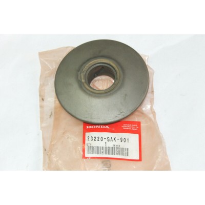 HONDA FACCIA CONDOTTA MOBILE PULEGGIA PER SH50-SFX50-SJ50-SZX50 23220-GAK-901 | Mamoto Ricambi