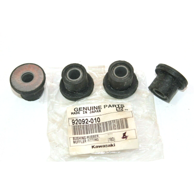 KAWASAKI GOMMINO FISSAGGIO MARMITTE PER Z1-900-Z900A-B-Z1000 A1-A2 92092--010 | Mamoto Ricambi