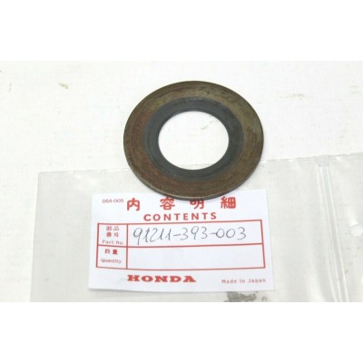HONDA PARAOLIO INFERIORE PIGNONE PER CB250N-CB400N-CMX450 91211-393-003 | Mamoto Ricambi
