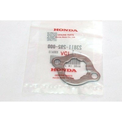 HONDA PIASTRINA FISSAGGIO PIGNONE CATENA PER CB250-400N-T 23811-292-000 | Mamoto Ricambi