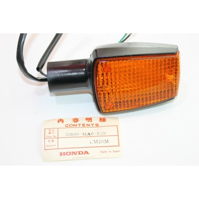 HONDA FRECCIA POSTERIORE DX COMPLETA PER CBX400-550-VF750S 33600-MA6-629 | Mamoto Ricambi