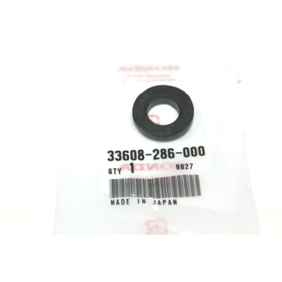 HONDA GOMMINO TONDO SUPPORTO INTERNO FRECCE POSTERIORI CB250-350K-CB450K 33608-286-000 | Mamoto Ricambi
