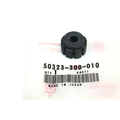HONDA GOMMINO SUPPORTO VANO BATTERIA PER CB750 FOUR 50323-300-010 | Mamoto Ricambi