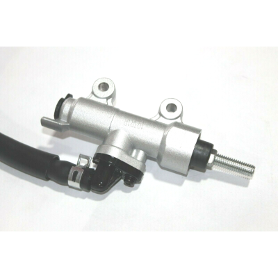 HONDA POMPA FRENO POSTERIORE CB900-CBR600-NTV650-NX650-VF500-VFR750 43500-MJ6-000P | Mamoto Ricambi