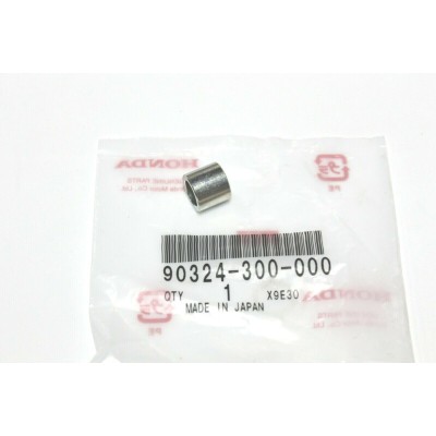 HONDA BOCCOLA FISSAGGIO FRECCE POSTERIORI PER CB750 FOUR K0-K1-K2 90324-300-000 | Mamoto Ricambi