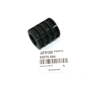 KAWASAKI GOMMINO FISSAGGIO SERBATOIO H1500/750-Z900-Z1000 92075-084 | Mamoto Ricambi