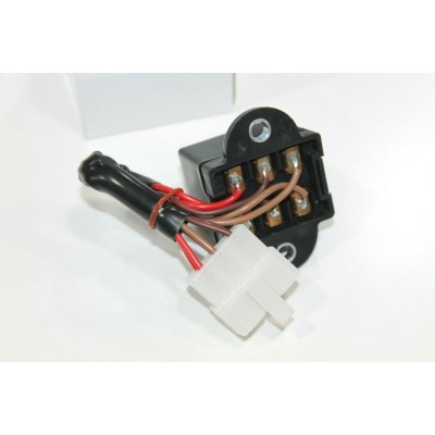 HONDA PORTAFUSIBILE COMPLETO PER CB500K2-CB750F-SS-CB750K3-K8 32110-341-702 | Mamoto Ricambi