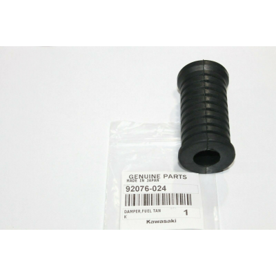 KAWASAKI GOMMINO PEDANE POSTERIORI FORATO PER Z1900-KZ400-S1-S2-H1 92076-024 | Mamoto Ricambi