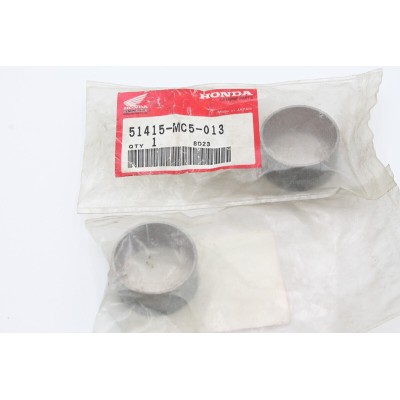 HONDA BOCCOLE GUIDA STELO FORCELLA PER NSR400-CX500T-VF500-VF750 51415-MC5-013 | Mamoto Ricambi