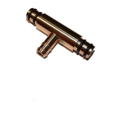 KAWASAKI CONNETTORE UNIONE CARBURATORI CENTRALE PER Z650-Z1000 MK2 16046-011 | Mamoto Ricambi
