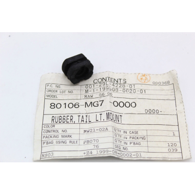 HONDA GOMMINO SUPPORTO FANALE PER XL600LM-RM-CB600-1000 80106-MG7-000 | Mamoto Ricambi