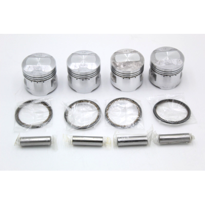 HONDA KIT PISTONI 0,25 PER CB750F-F2 BOL D'OR 13101-425-000 | Mamoto Ricambi