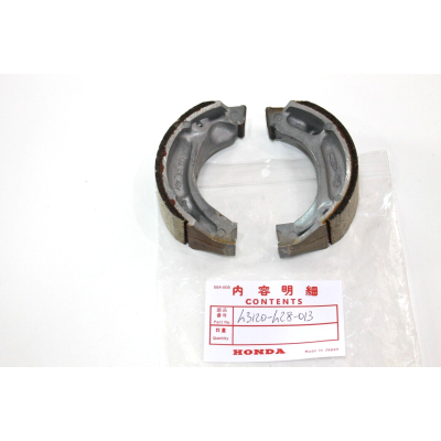 HONDA KIT GANASCE FRENO POSTERIORE PER XL250R-S-XL350R-XR250R 43120-428-013 | Mamoto Ricambi