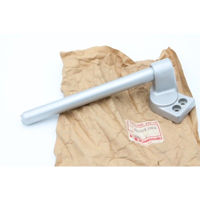 KAWASAKI SEMI MANUBRIO SX PER GPZ500-GPZ600 RR 46003-1183 | Mamoto Ricambi