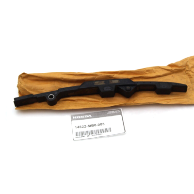 HONDA PATTINO GUIDACATENA PER VF750F-VF750S-VF750C 14522-MB0-003 | Mamoto Ricambi