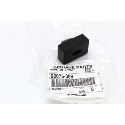 KAWASAKI GOMMINO SELLA CENTRALE PER Z900-Z1000 92075-099 | Mamoto Ricambi