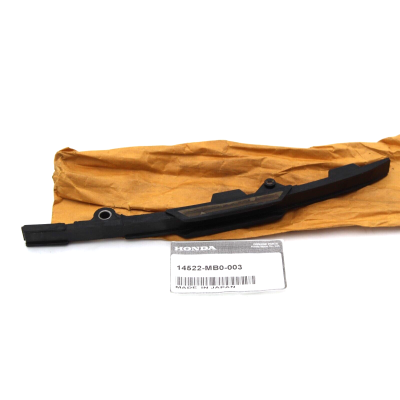 HONDA PATTINO GUIDACATENA PER VF750F-VF750S-VF750C 14522-MB0-003 | Mamoto Ricambi