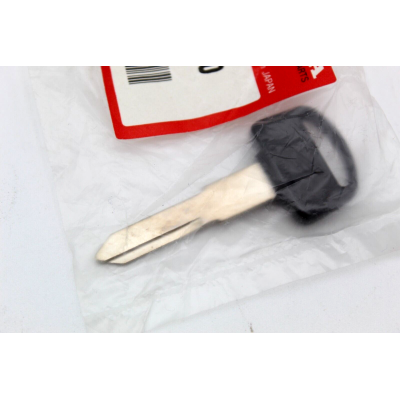 HONDA CHIAVE GREZZA BLOCCO ACCENSIONE-SELLA TIPO 1 PER FES250-SFX50-SH100-SJ100 35121-KEE-630 | Mamoto Ricambi
