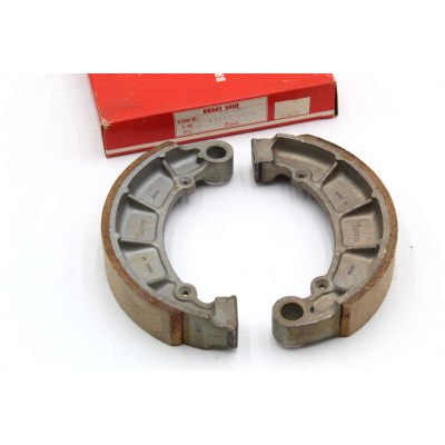 KAWASAKI GANASCE FRENO POSTERIORE VESRAH PER Z1-900-KH750 41048-016 | Mamoto Ricambi