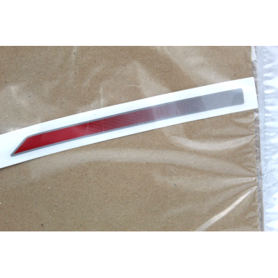 HONDA FREGIO SERBATOIO CROMATO IN RILIEVO+FILETTO ROSSO-GRIGIO PER TRANSALP 650 64225-MCB-670ZA | Mamoto Ricambi