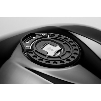 DPM COPRITAPPO ENDURANCE ARGENTO PER HORNET 600-900-CBR600FR-CBR1000R-CB1000R R-0456A | Mamoto Ricambi