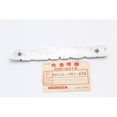 HONDA FREGIO SERBATOIO PER CB450K1 87122-292-670 | Mamoto Ricambi