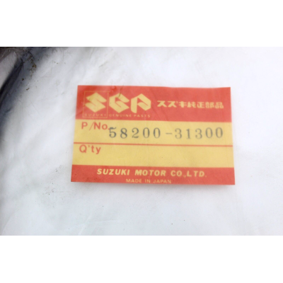 SUZUKI FRIZIONE COMPLETO PER GSX750E-ES-EF 83/86 58200-31300 | Mamoto Ricambi