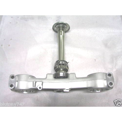 HONDA TRIANGOLO STERZO COMPLETO DI CUSCINETTI PER CBR900RR-02-03 53219-MCJ-751 | Mamoto Ricambi