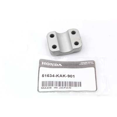 HONDA PIASTRINA FISSAGGIO ASSE RUOTA ANTERIORE PER CRM 125R 51634-KAK-901 | Mamoto Ricambi