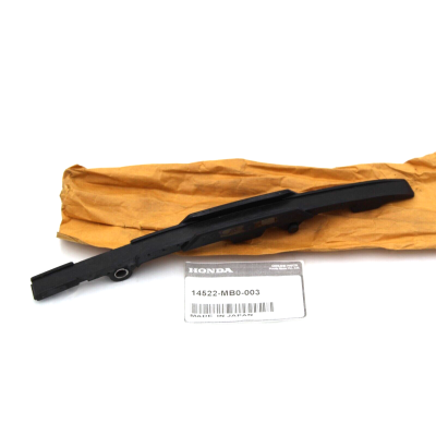 HONDA PATTINO GUIDACATENA PER VF750F-VF750S-VF750C 14522-MB0-003 | Mamoto Ricambi