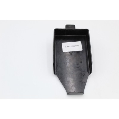 KAWASAKI CASSETTO PORTA ATTREZZI PER KZ1000A1-A2-A3-A4-B1-B2-B3-B4 32098-1001 | Mamoto Ricambi