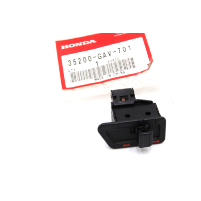 HONDA INTERRUTTORE FRECCE SJ50/100-FES125/150-NES125/150-PES125/150-SFX50 35200-GAV-701 | Mamoto Ricambi