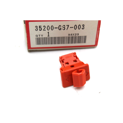 HONDA INTERRUTTORE FRECCE PER SA50/75 VISION-PK50-SK50-SZ50 35200-GS7-003 | Mamoto Ricambi